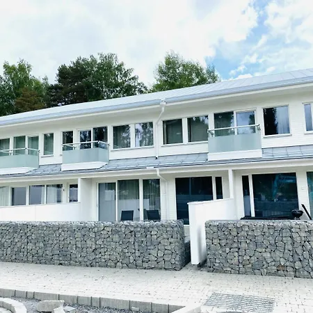 And Spacious For 5 With Sauna Lägenhet